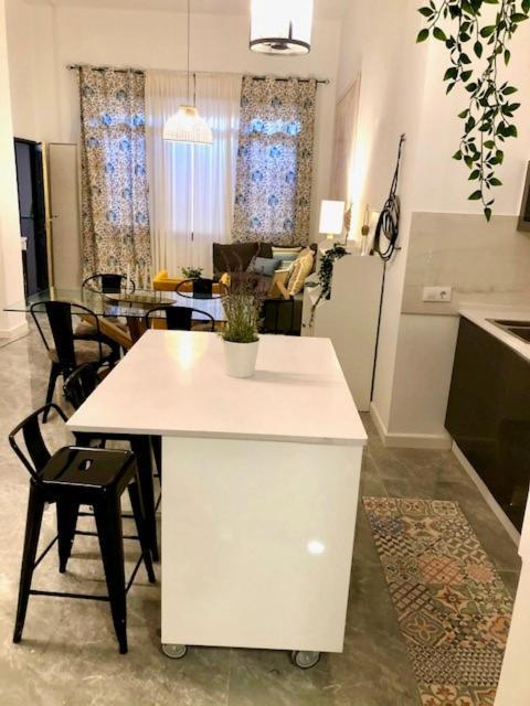 Gatu Premium Duplex Confort Junto A La Playa, Wifi Y Aire Acc Apartment Кадис Екстериор снимка